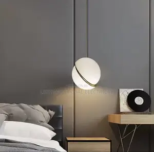 Dropping Pendant Light