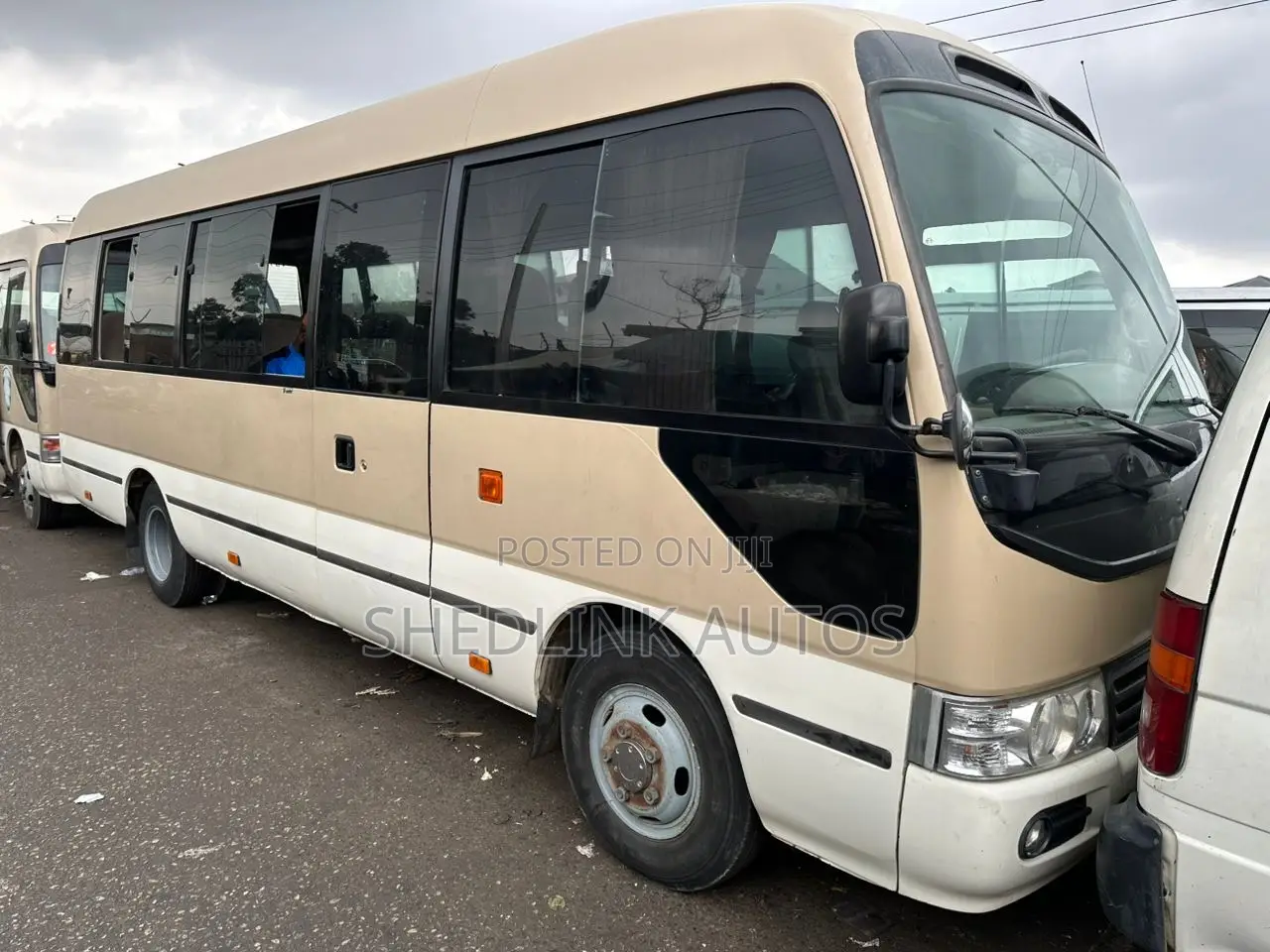 Toyota Coaster 2015 Gold