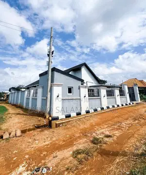 Furnished 3bdrm Bungalow in Akobo for sale