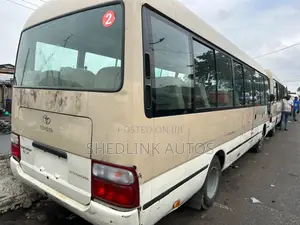 Toyota Coaster 2014 Gold