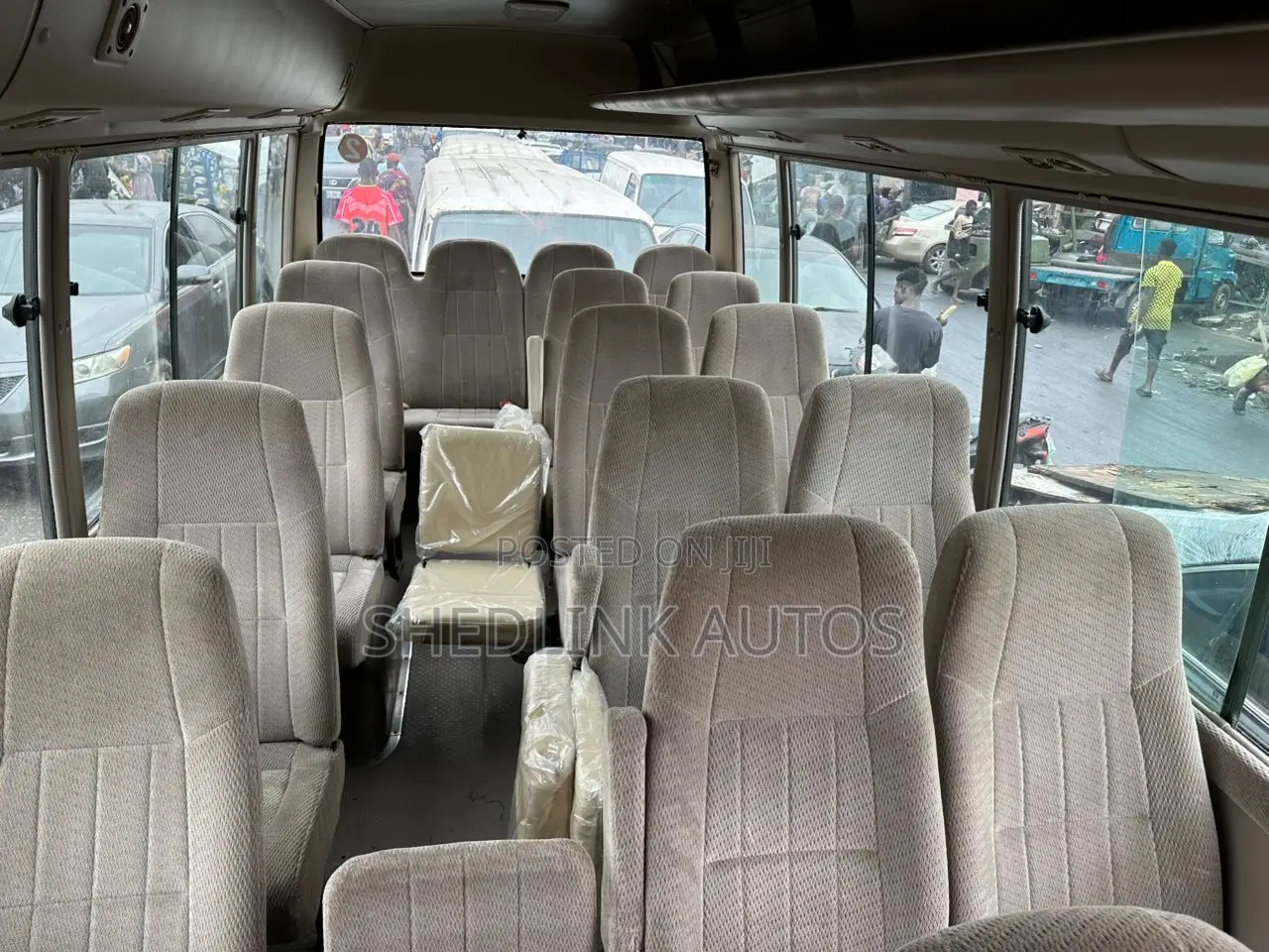 Toyota Coaster 2014 Gold