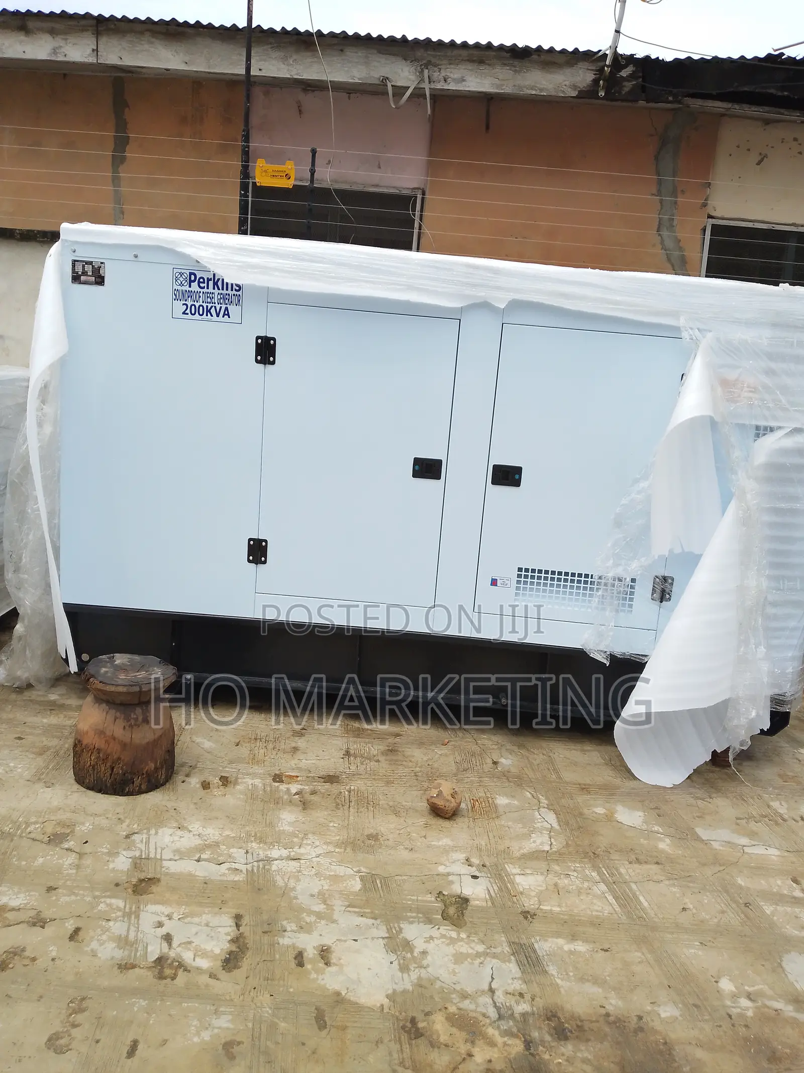 Perkins 200kva Soundproof Generator