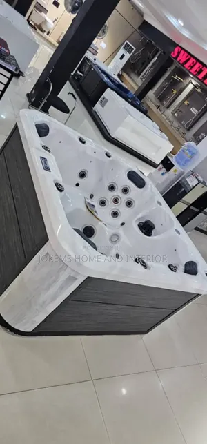 Luxury Jacuzzi