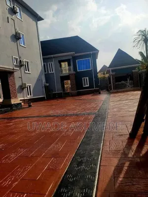 Contractor and Building Engineer