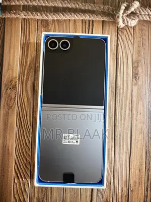 Samsung Galaxy Z Flip6 256 GB Gray