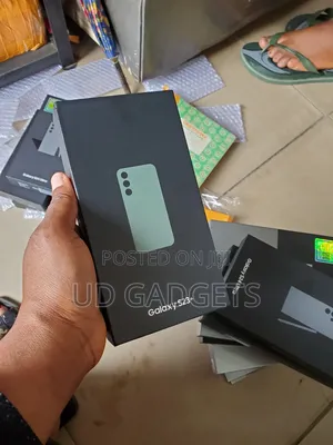 New Samsung Galaxy S23+ 512 GB Green