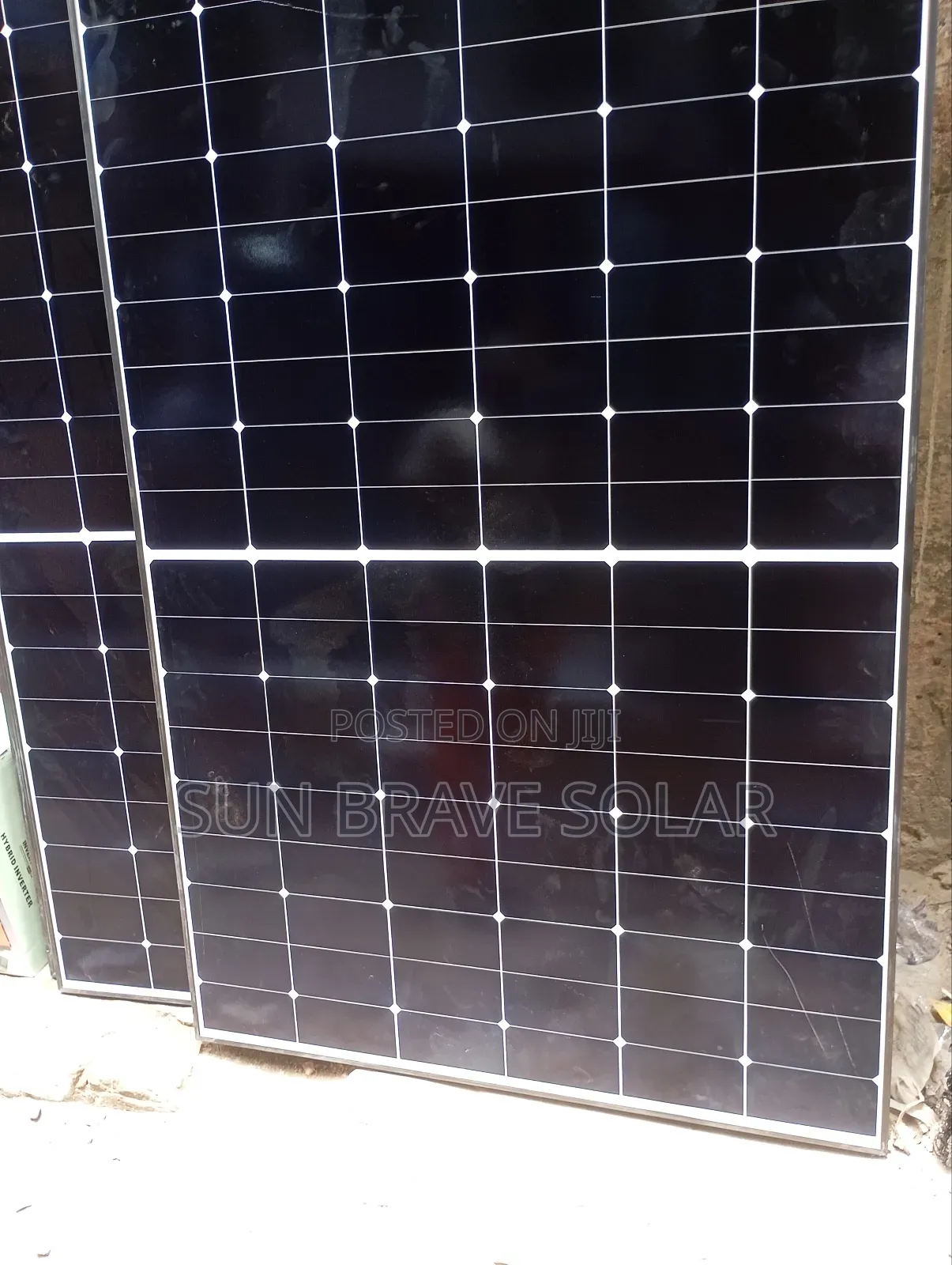 550w Black Mono Solar Panels Pbt