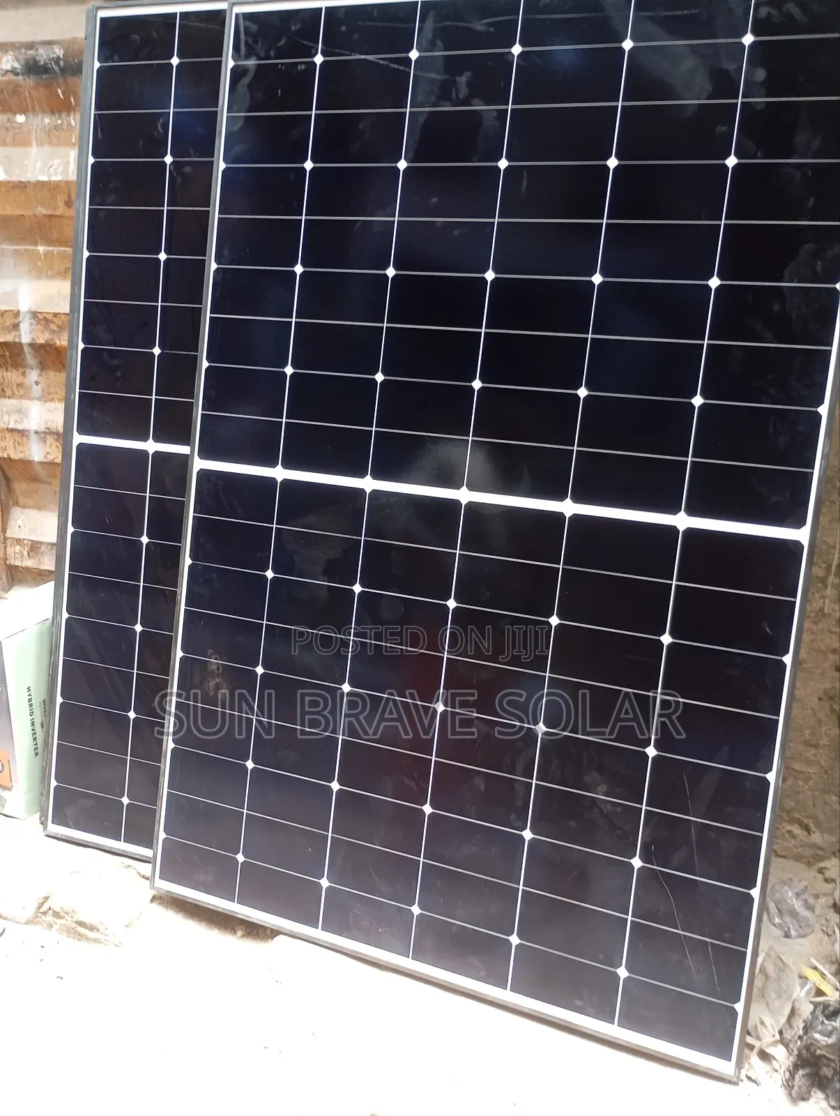550w Black Mono Solar Panels Pbt