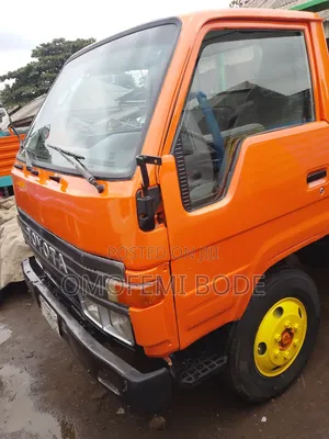 Toyota Dyna 200 1998 Model