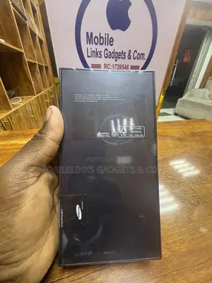 New Samsung Galaxy S22 Ultra 256 GB Black