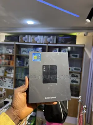 New Samsung Galaxy Fold 5G 512 GB Black