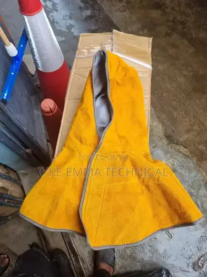 Welding Head Tie / Heavy Duty Leather Welder Hood / Scarf