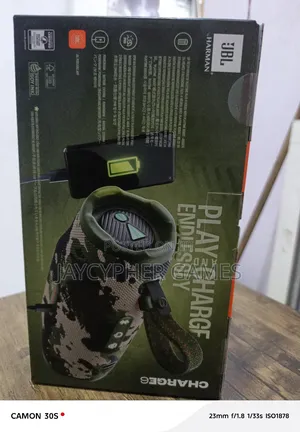 JBL Harman Kardon Charge 6 Camo