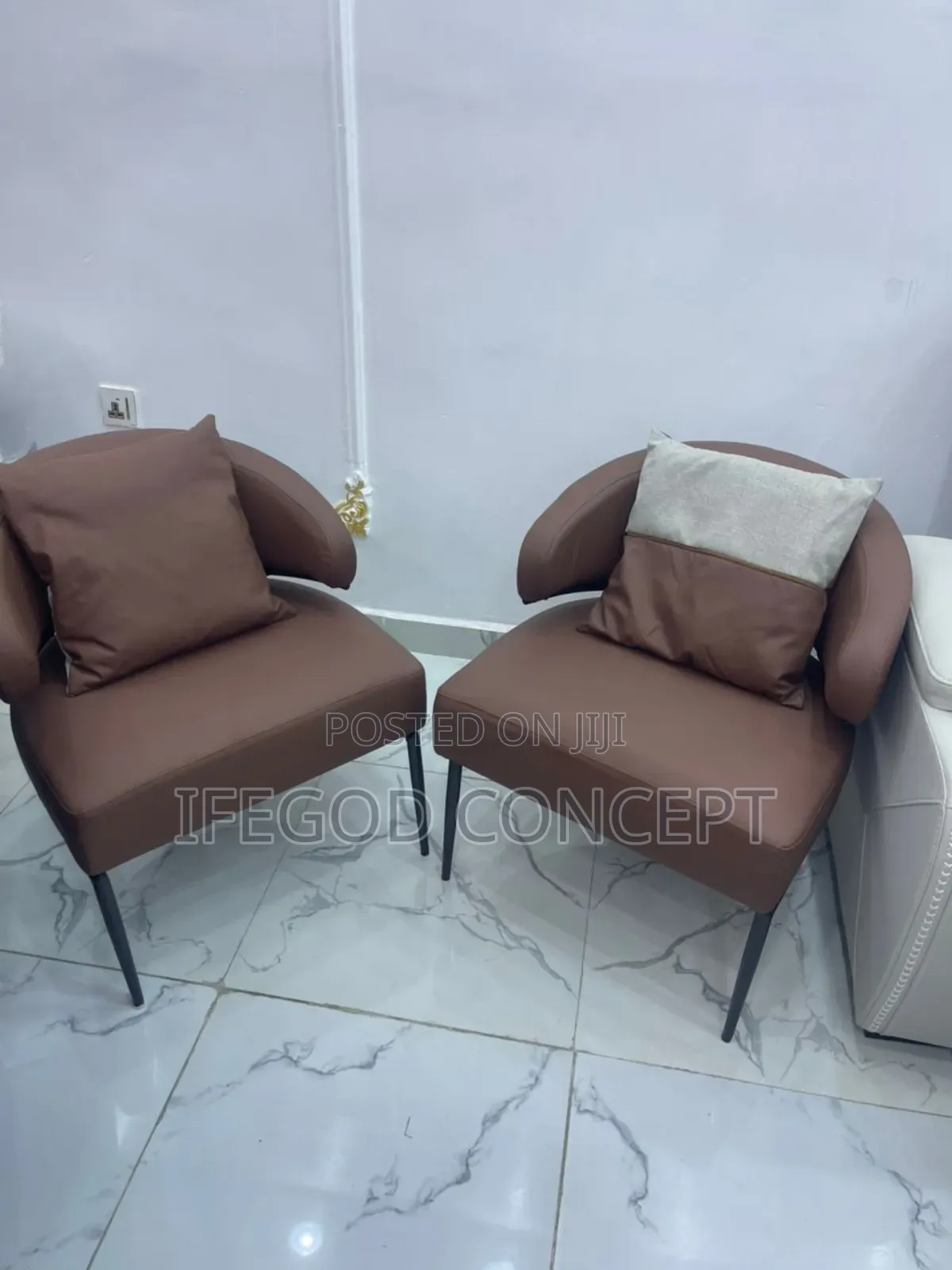Accent Chairs