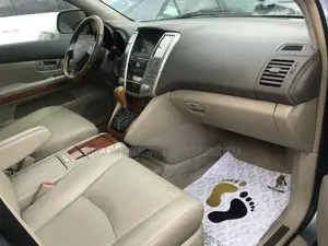 Lexus RX 2004