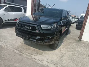 Toyota Hilux 2023 Black