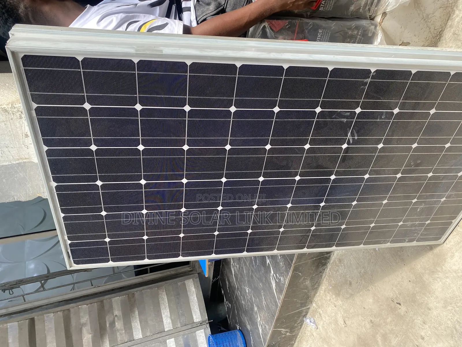 300watts Canadian Solar Panel