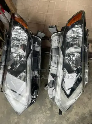 Headlight Nissan Rouge 2018