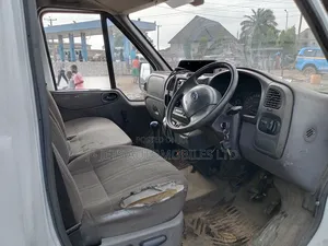 Tokunbo Right Hand Drive 2005 Model Ford Transit Truck