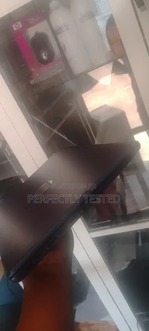 Laptop HP Stream 14 4GB Intel Celeron SSD 72GB
