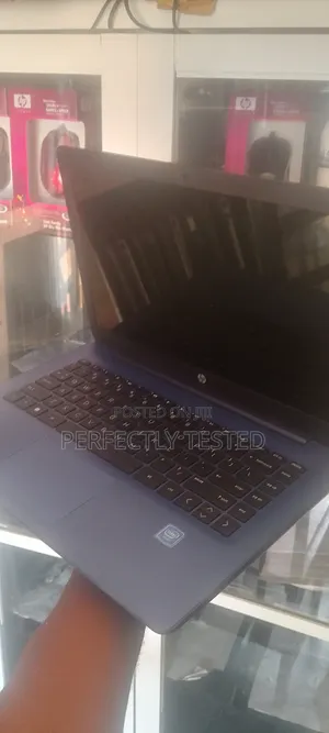 Laptop HP Stream 14 4GB Intel Celeron SSD 72GB