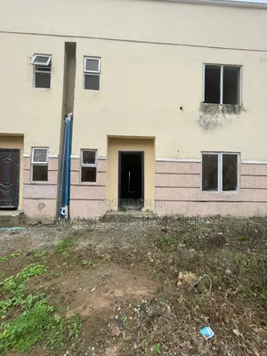4bdrm Duplex in Life Camp for sale