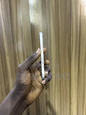 Apple iPhone 13 128 GB White
