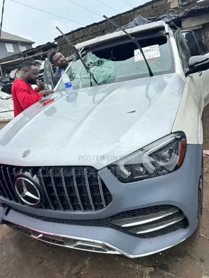 2020 Gle450 Suv Windscreen Glass Available