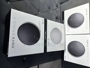 Onyx Studio 9