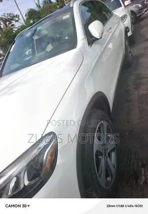 Mercedes-Benz GLC-Class 2019 White