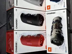 JBL Charge 5
