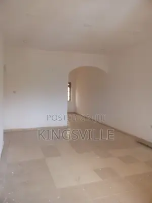 2bdrm Block of Flats in Gwarinpa Estate for rent