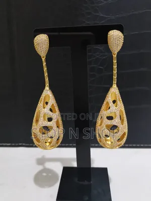 Cubic Luxury Earring