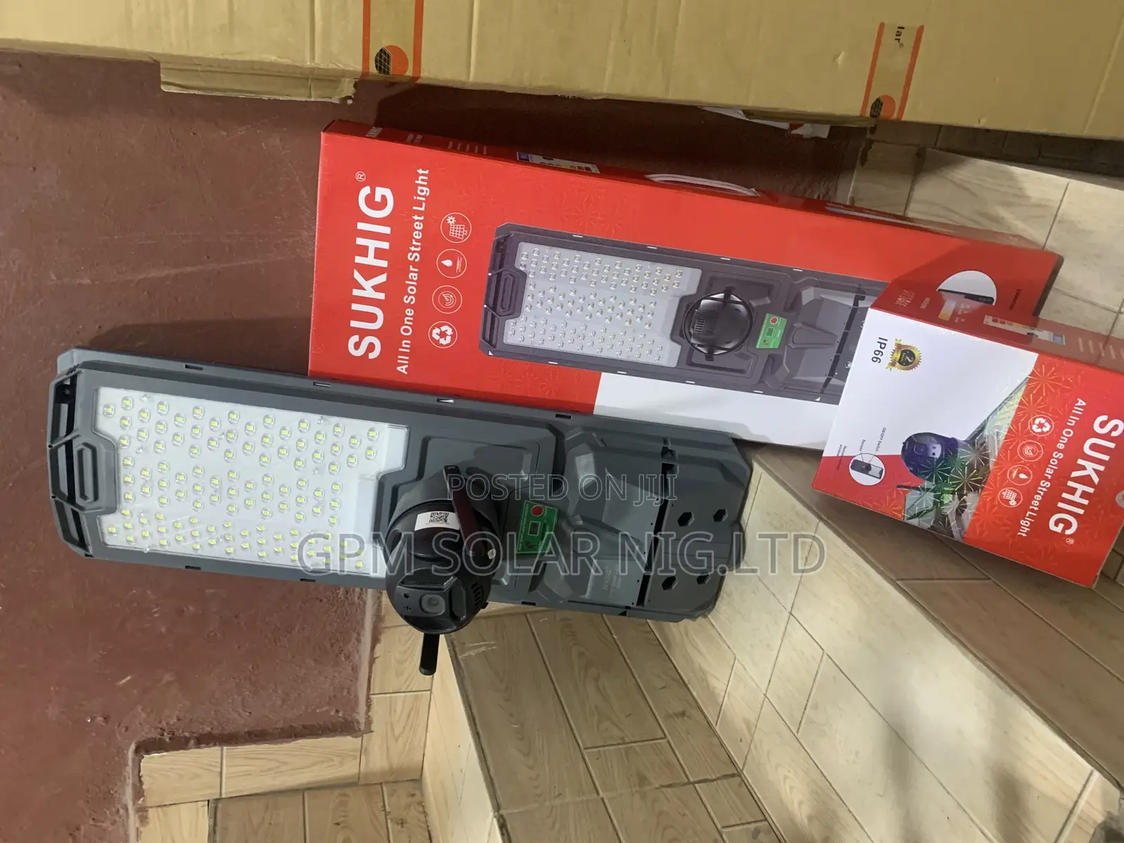 500watts Solar Streetlight With CCTV Camera