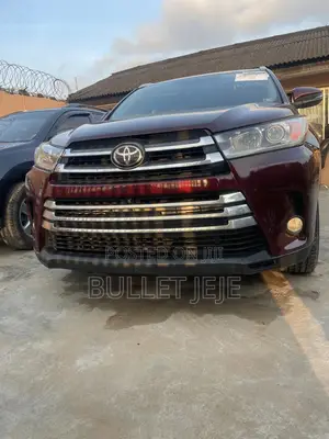 Toyota Highlander Limited Platinum 4x2 V6 (3.5L 6cyl 8A) 2017 Red