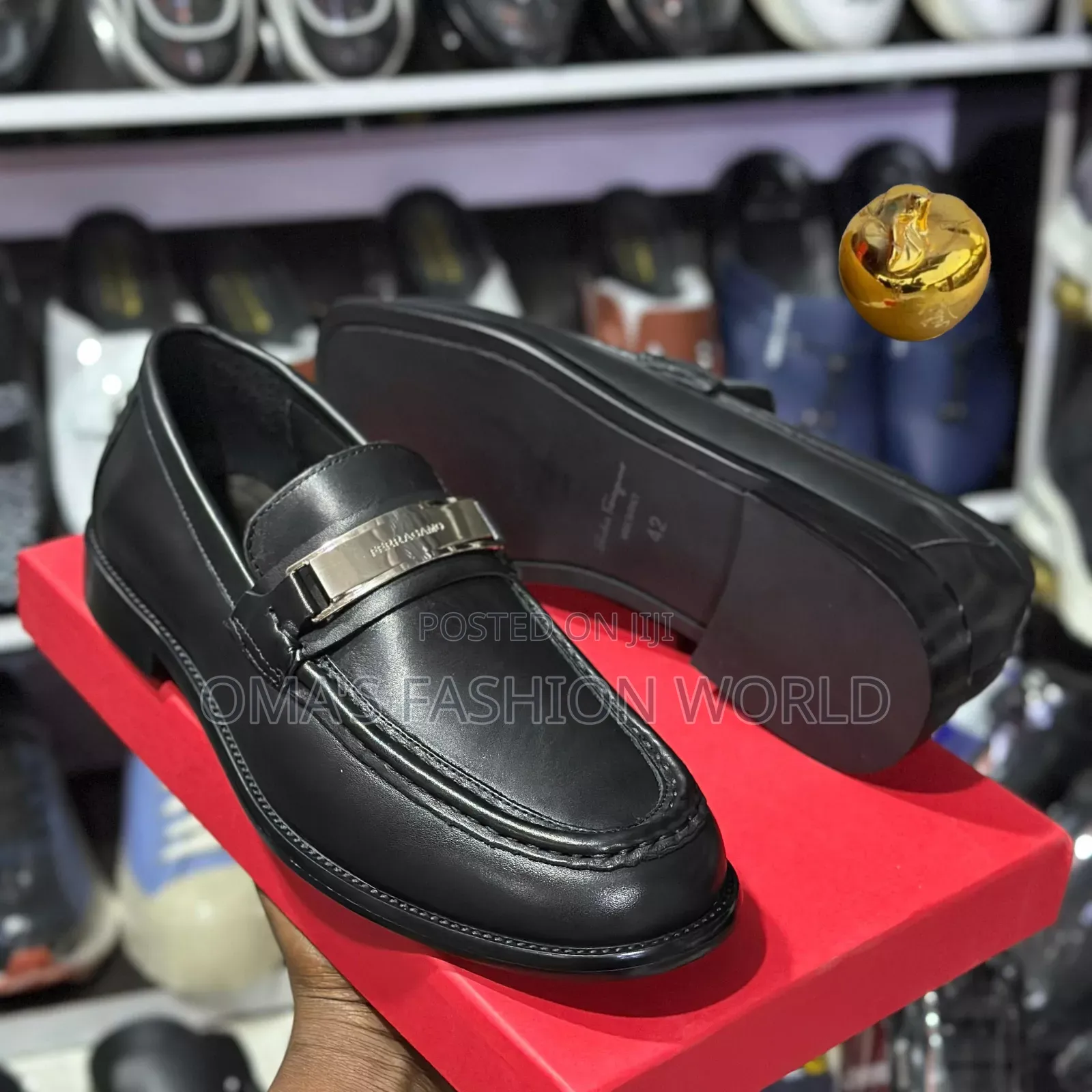 *` Exclusive Ferragamor Luxury !!` *