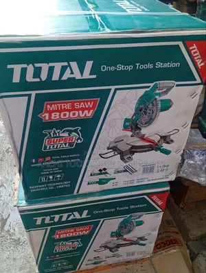 1800w Total Miter Saw Machine