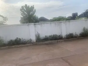 Nice 75ft by 100ft in Ugbor for Outright Sale