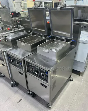 Deep Fryer With Cabinet