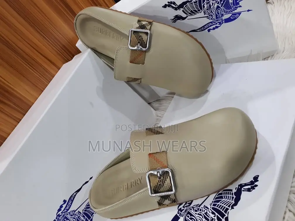 Burberry Luxury Mule