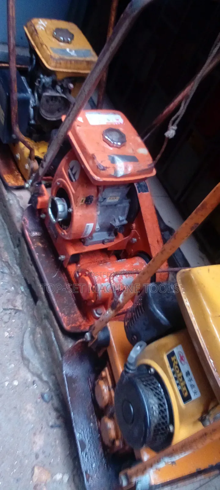 Tokunbo Plate Compactor