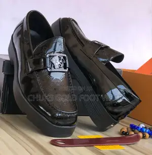 Versace Elegance, Now Within Reach