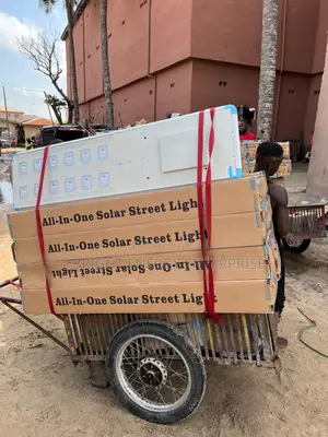 Cworth 100w All-in-one Solar Street Light 2c Series C2c-100w