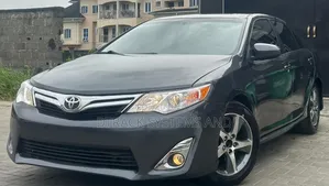 Toyota Camry LE 4dr Sedan (2.5L 4cyl 6A) 2013 Gray