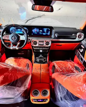 Mercedes Benz G-wagon 2005 Upgraded To 2022 Interior