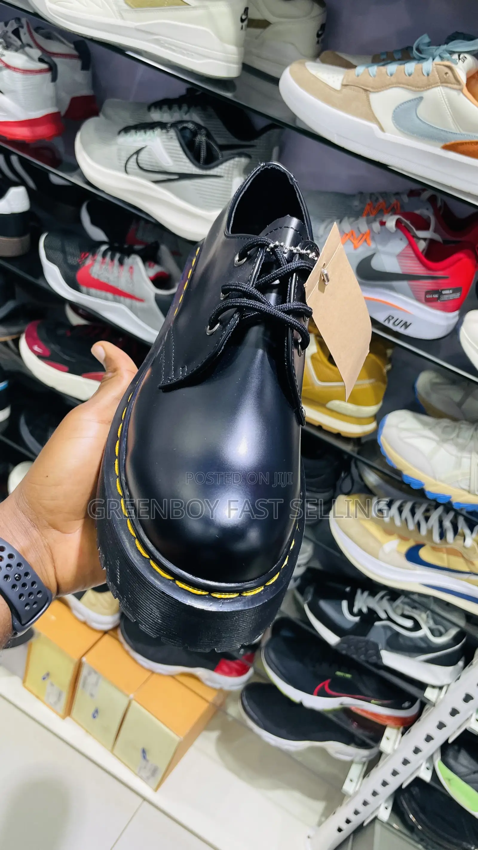 Original Black Shoe High Quality