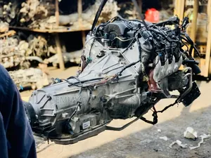 GMC Cadlac Escalade Engine Available V8