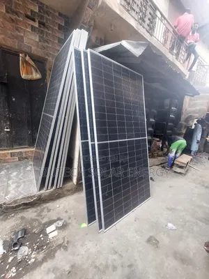 Complete 650w Jinko Panel 144cell Much Available