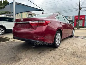 Lexus ES 2013 Red