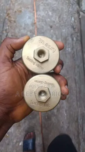 Screwed Down Testing Clamp